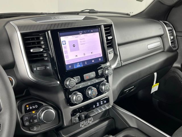 New 2026 RAM 1500 4x4 Crew Cab image 19