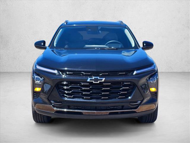 Used 2024 Chevrolet Trax ACTIV w/ Sunroof Package image 2