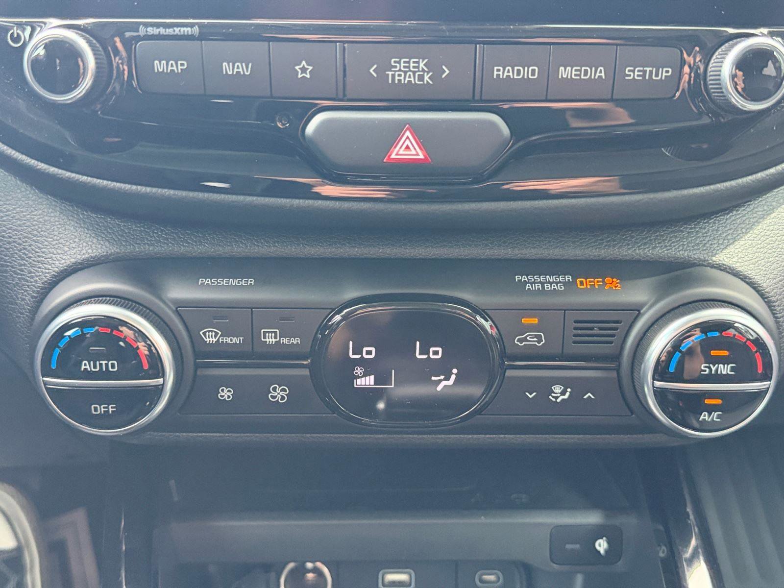 Certified 2023 Kia Soul GT-Line image 19