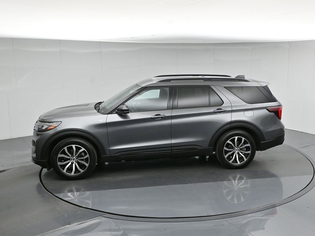 Used 2025 Ford Explorer ST-Line RWD image 49