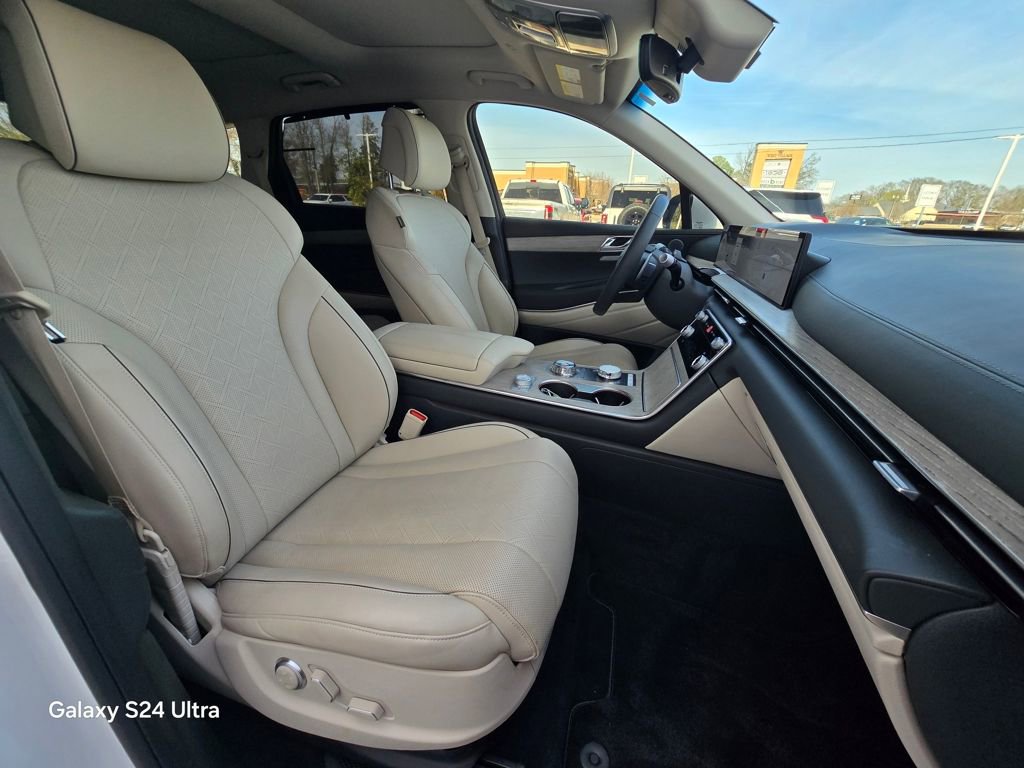 Used 2025 Genesis GV80 2.5T Prestige image 32