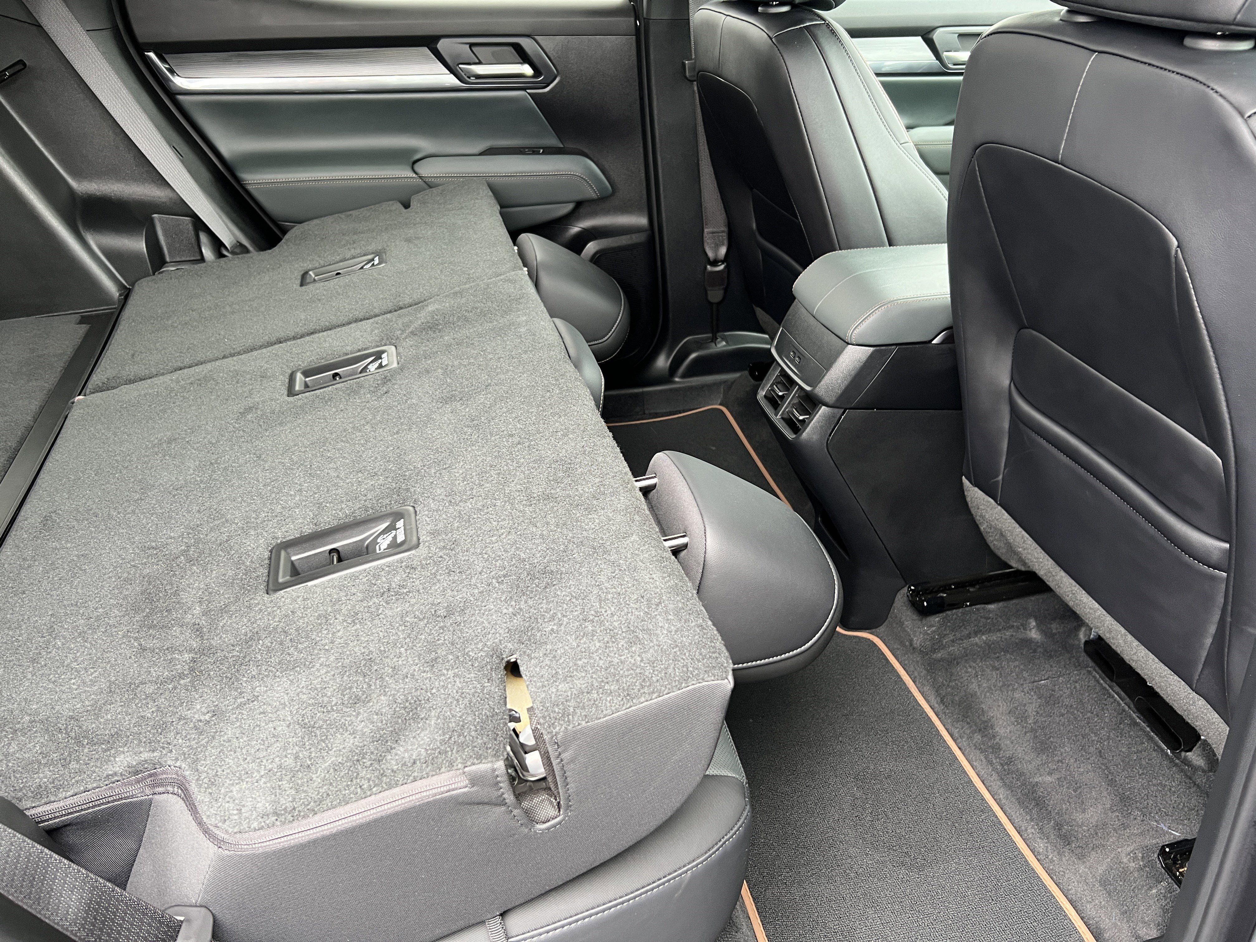 Used 2026 GMC Terrain AT4 image 23