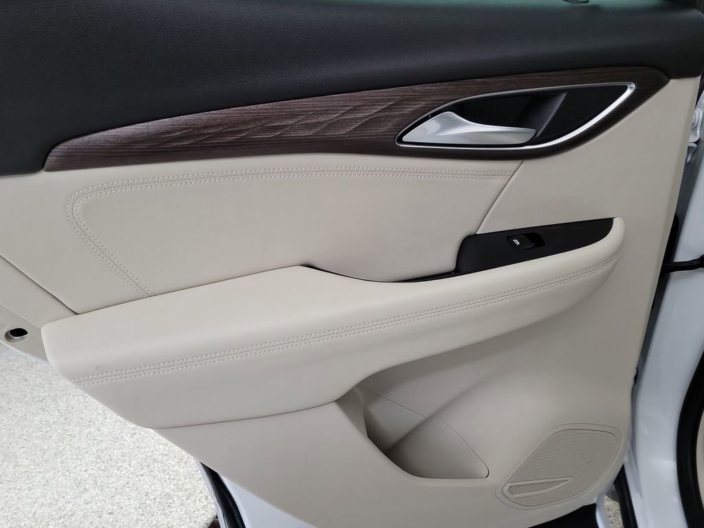Certified 2023 Buick Envision Avenir AWD/4WD image 19