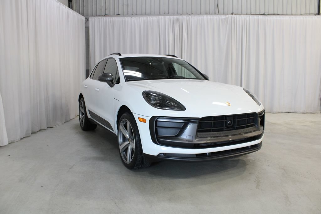 Used 2023 Porsche Macan Turbo AWD/4WD image 35