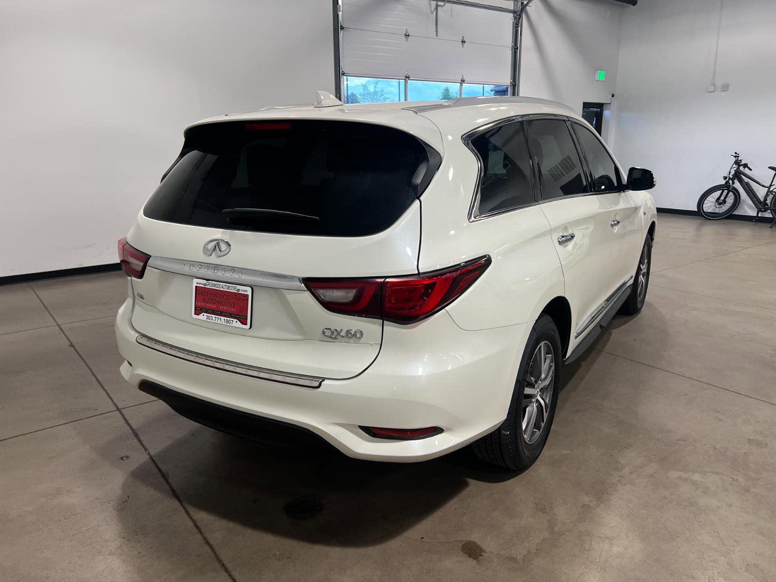 Used 2020 INFINITI QX60 Luxe AWD/4WD image 3