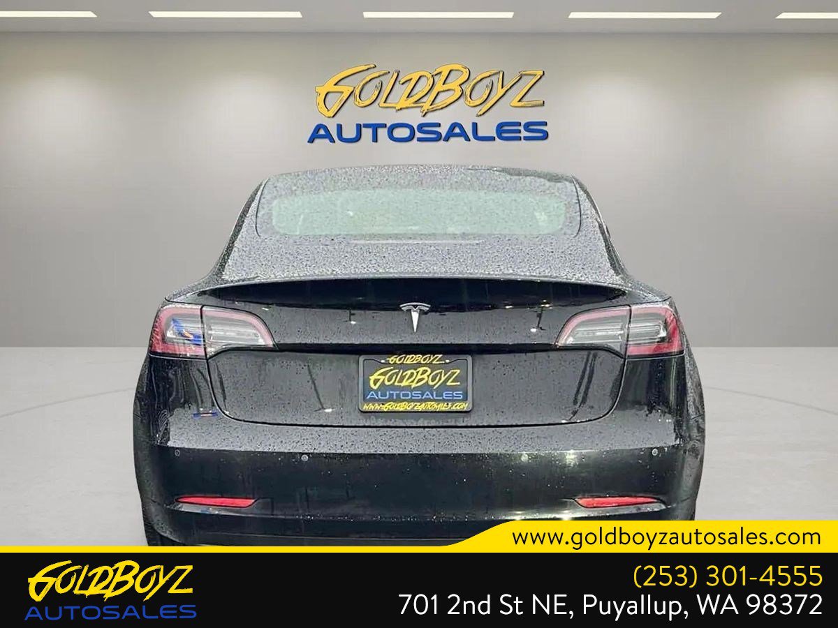 Used 2019 Tesla Model 3 Standard Range Plus image 5