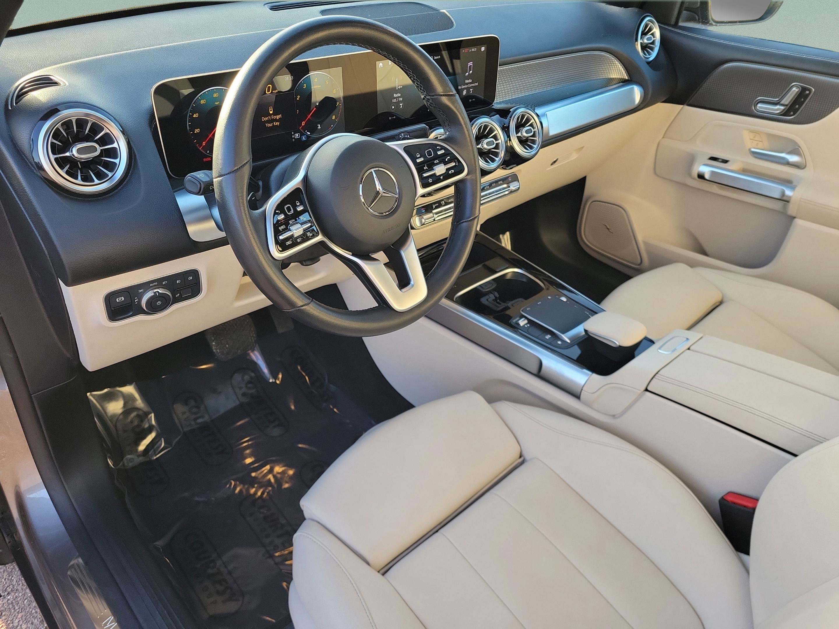 Used 2021 Mercedes-Benz GLB 250 image 23