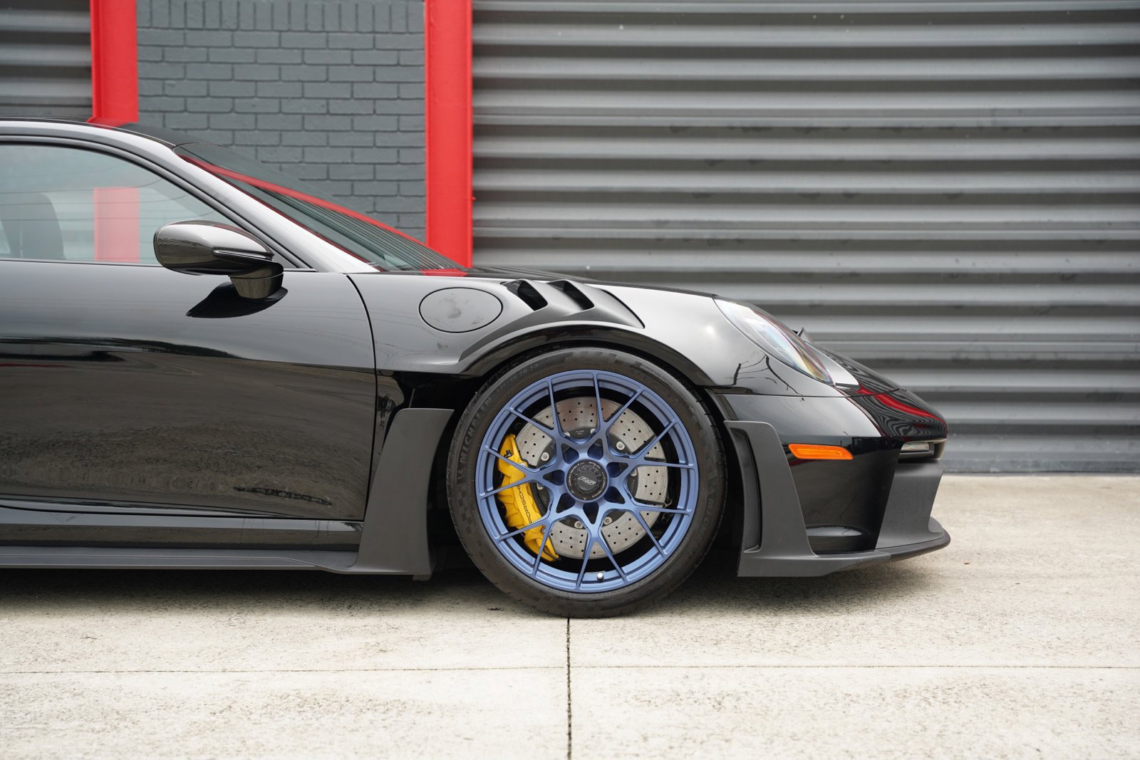 Used 2024 Porsche 911 GT3 RS RWD image 16