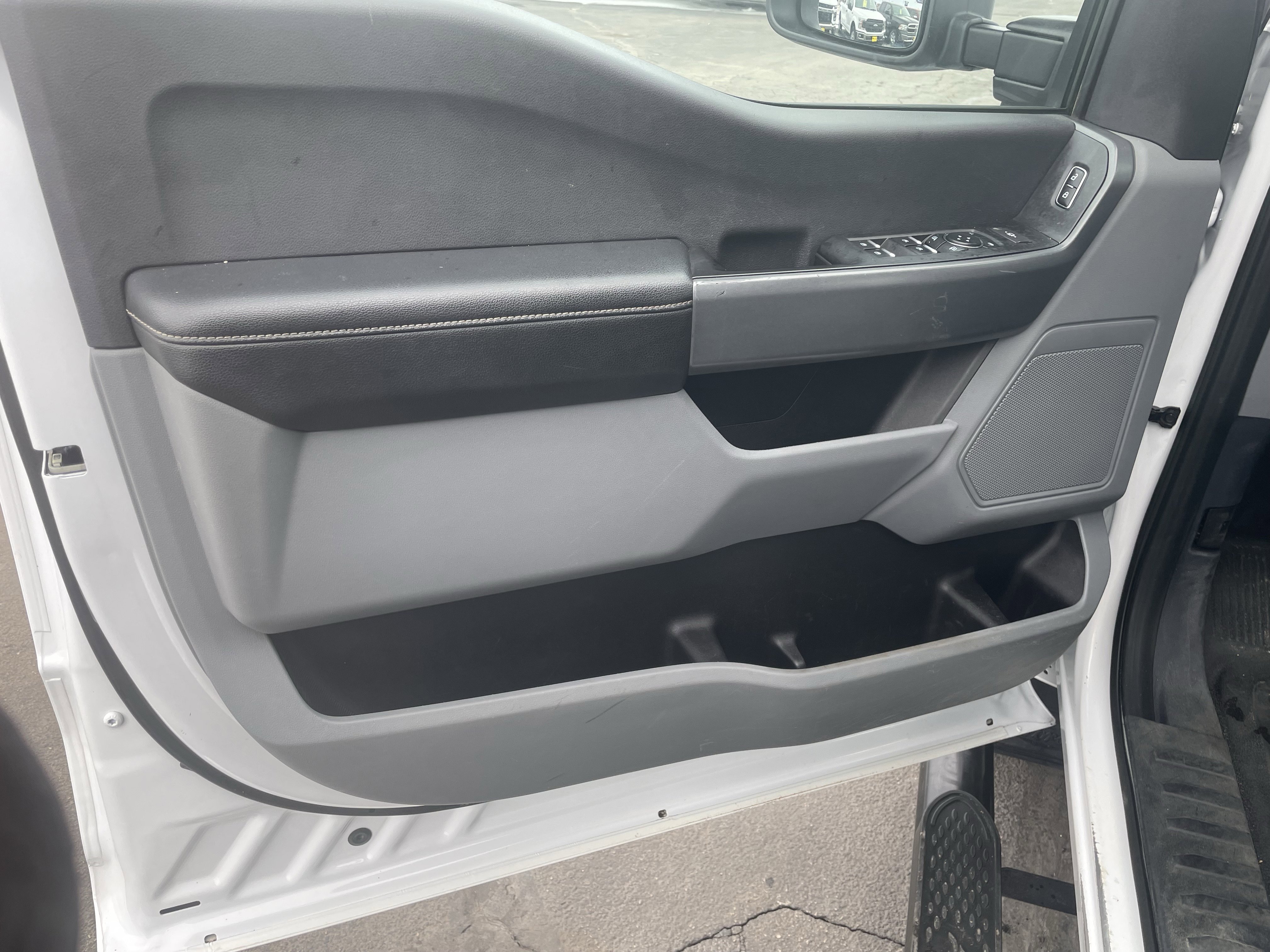 Used 2023 Ford F350 XLT w/ 360-Degree Camera Package image 12