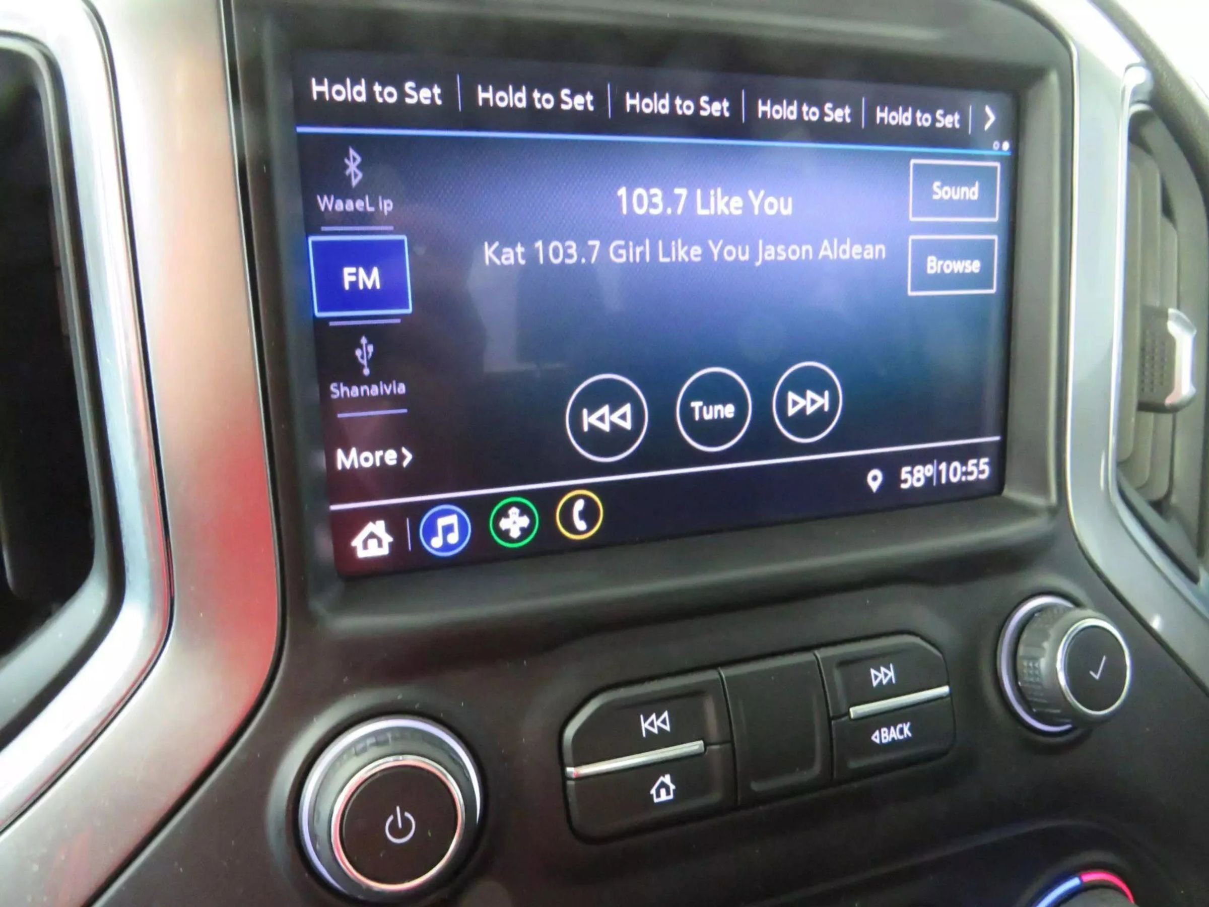 Used 2019 Chevrolet Silverado 1500 RST w/ All-Star Edition AWD/4WD image 23