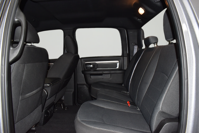 Used 2024 RAM 1500 Warlock AWD/4WD image 19