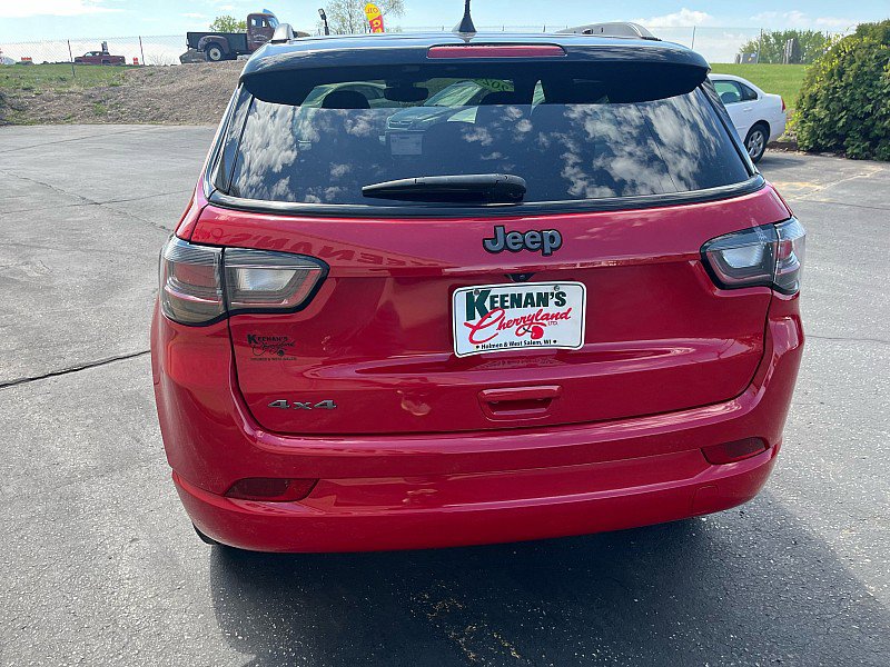 Used 2024 Jeep Compass Limited w/ Driver Assist Group I AWD/4WD image 7