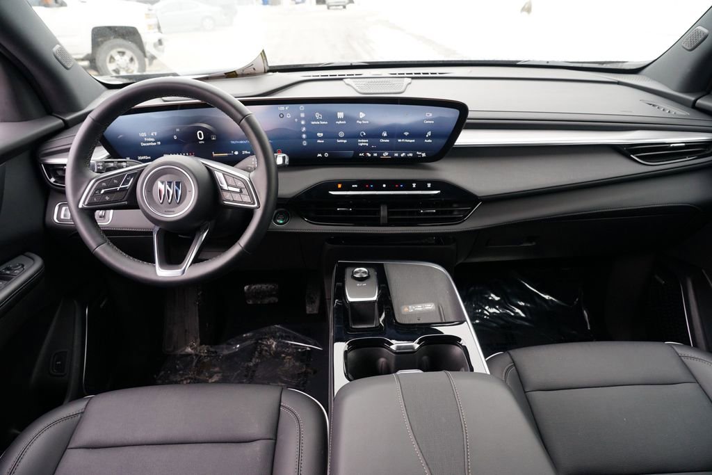 Used 2025 Buick Enclave Preferred image 25