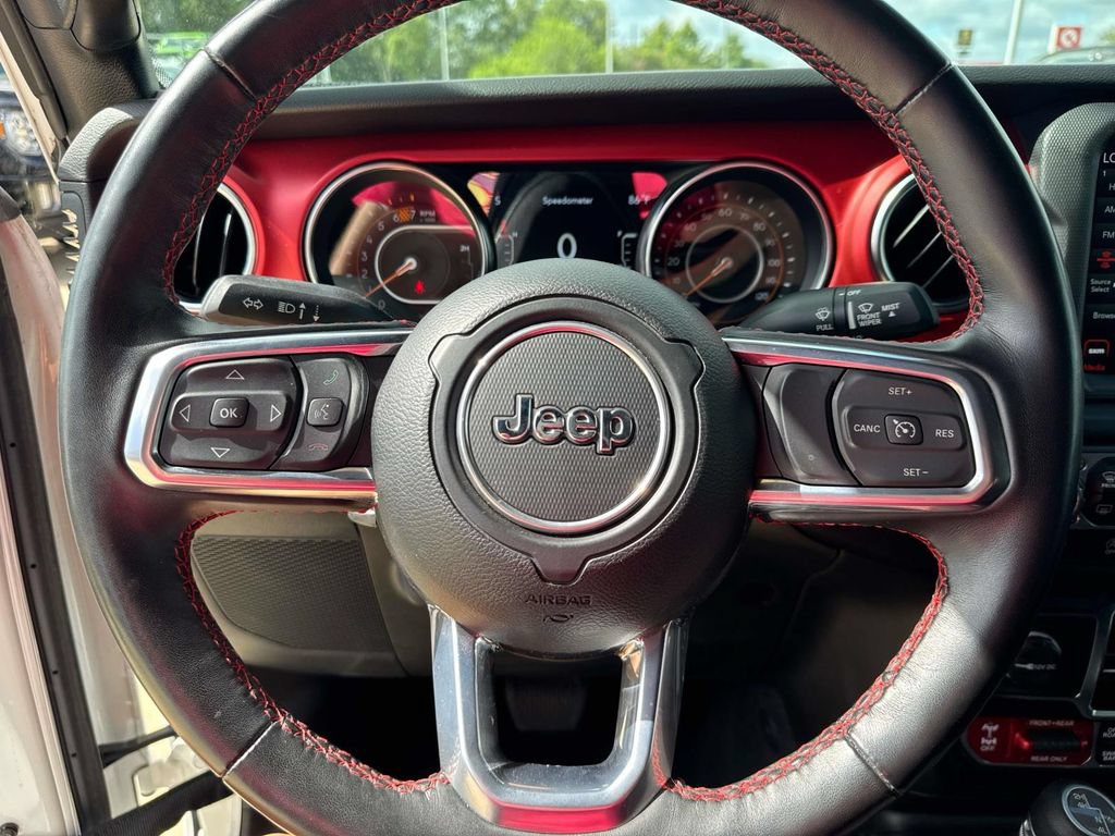 Used 2023 Jeep Wrangler Unlimited Rubicon w/ Cold Weather Group AWD/4WD image 29