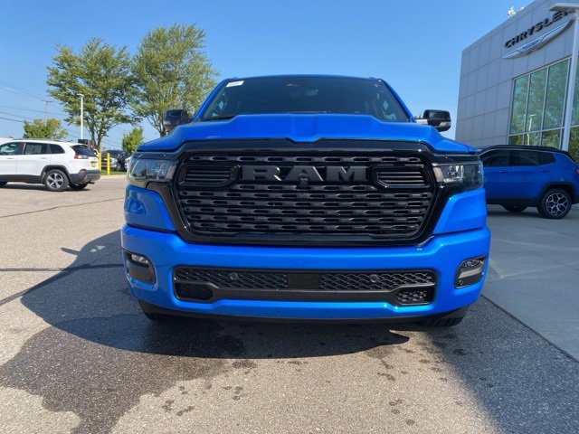 New 2026 RAM 1500 4x4 Crew Cab image 2