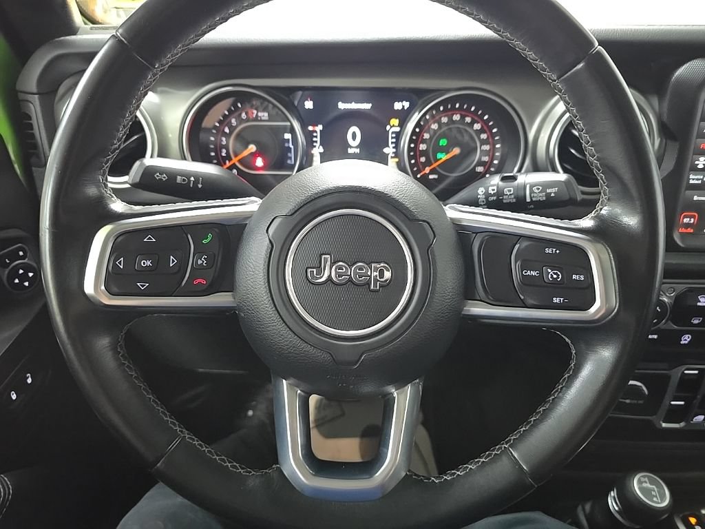 Used 2020 Jeep Wrangler Unlimited Sahara w/ Uconnect 4C Nav & Sound Group AWD/4WD image 18