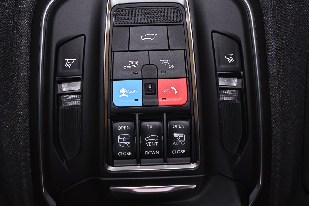 Used 2026 Jeep Grand Cherokee Limited AWD/4WD image 35