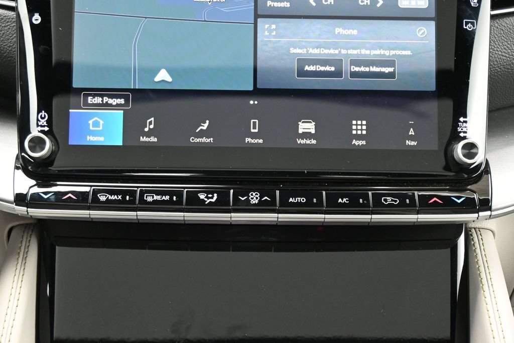 Used 2025 Jeep Wagoneer Series III w/ Premium Group I AWD/4WD image 19