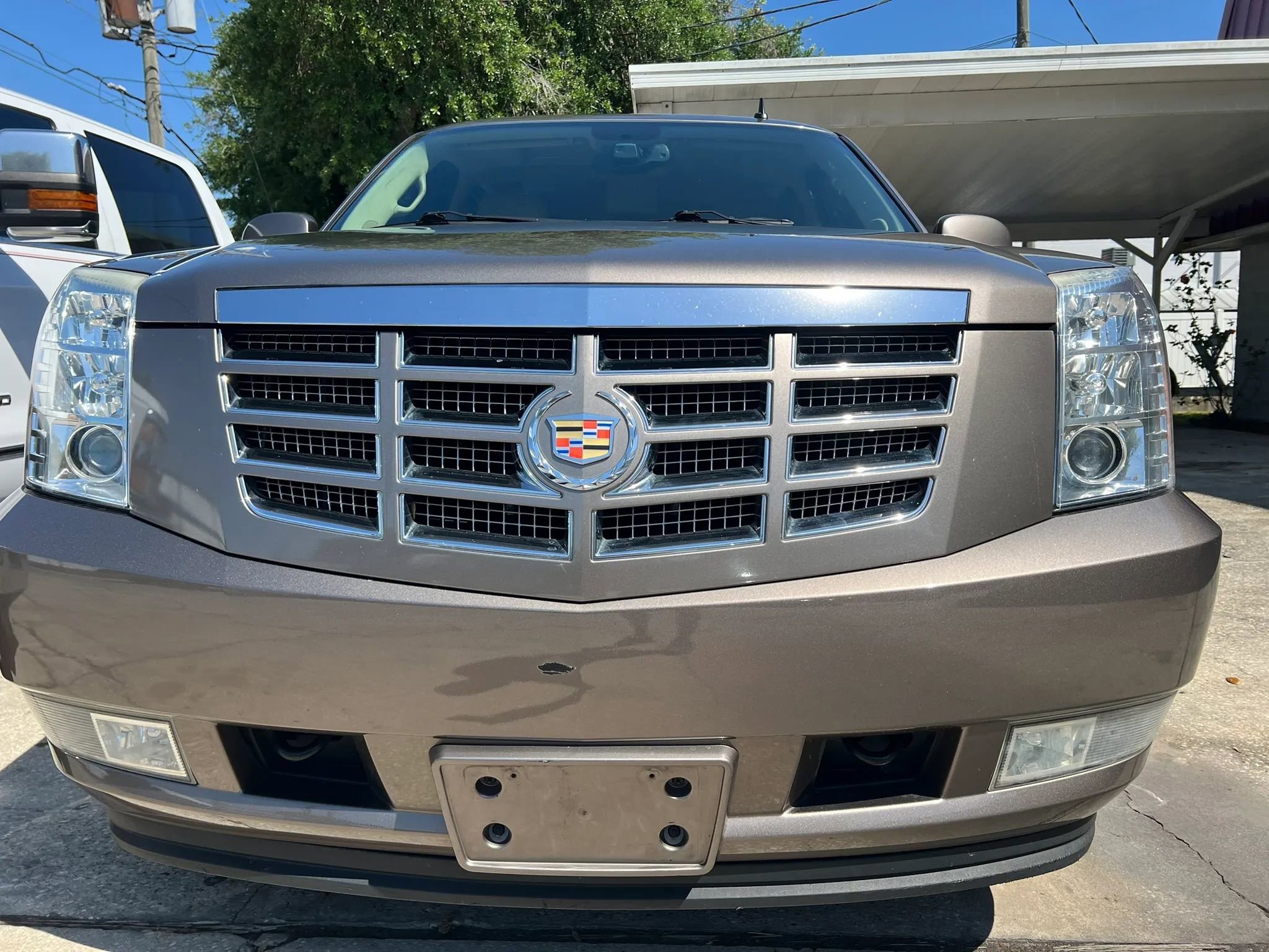 Used 2014 Cadillac Escalade ESV Luxury AWD/4WD image 18