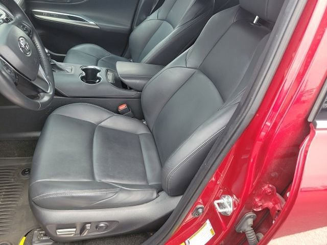 Used 2023 Toyota Venza Nightshade AWD/4WD image 21