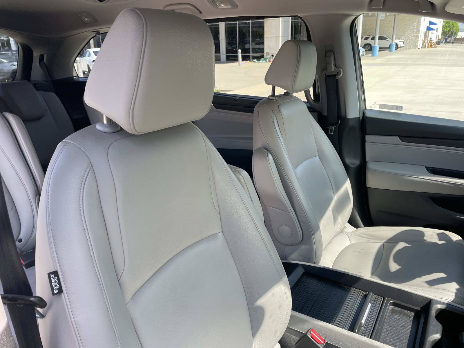 Used 2018 Honda Odyssey EX-L image 23
