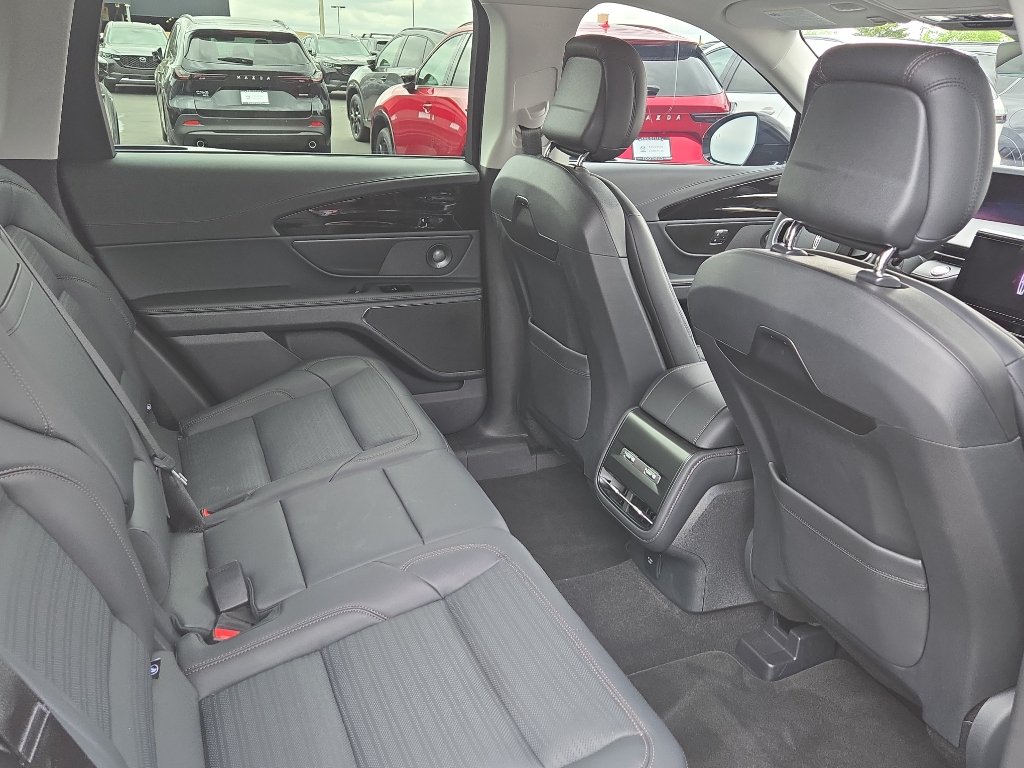 Used 2026 Lincoln Nautilus Reserve w/ Jet Appearance Package AWD/4WD image 17
