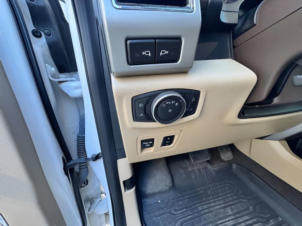 Used 2019 Ford F150 Lariat image 26