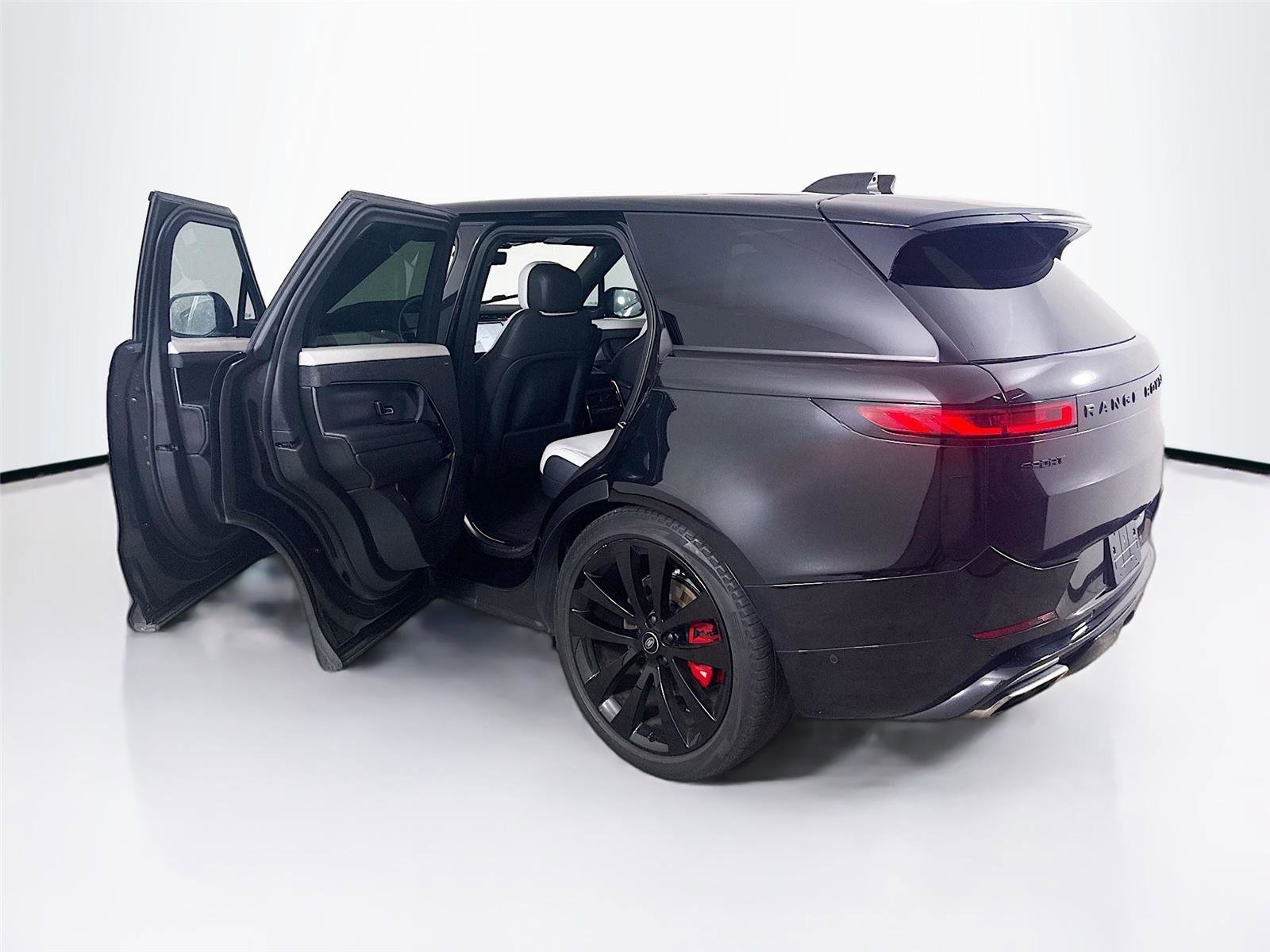 Used 2023 Land Rover Range Rover Sport SE Dynamic AWD/4WD image 38
