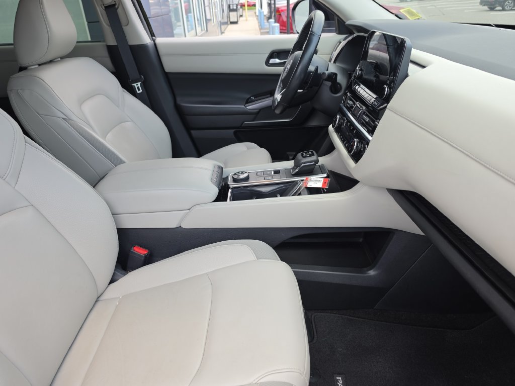 Certified 2023 Nissan Pathfinder SL AWD/4WD image 29