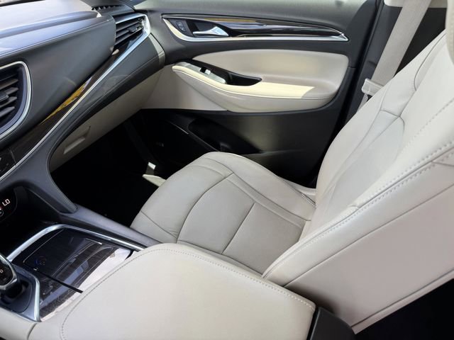 Used 2020 Buick Enclave Premium image 19