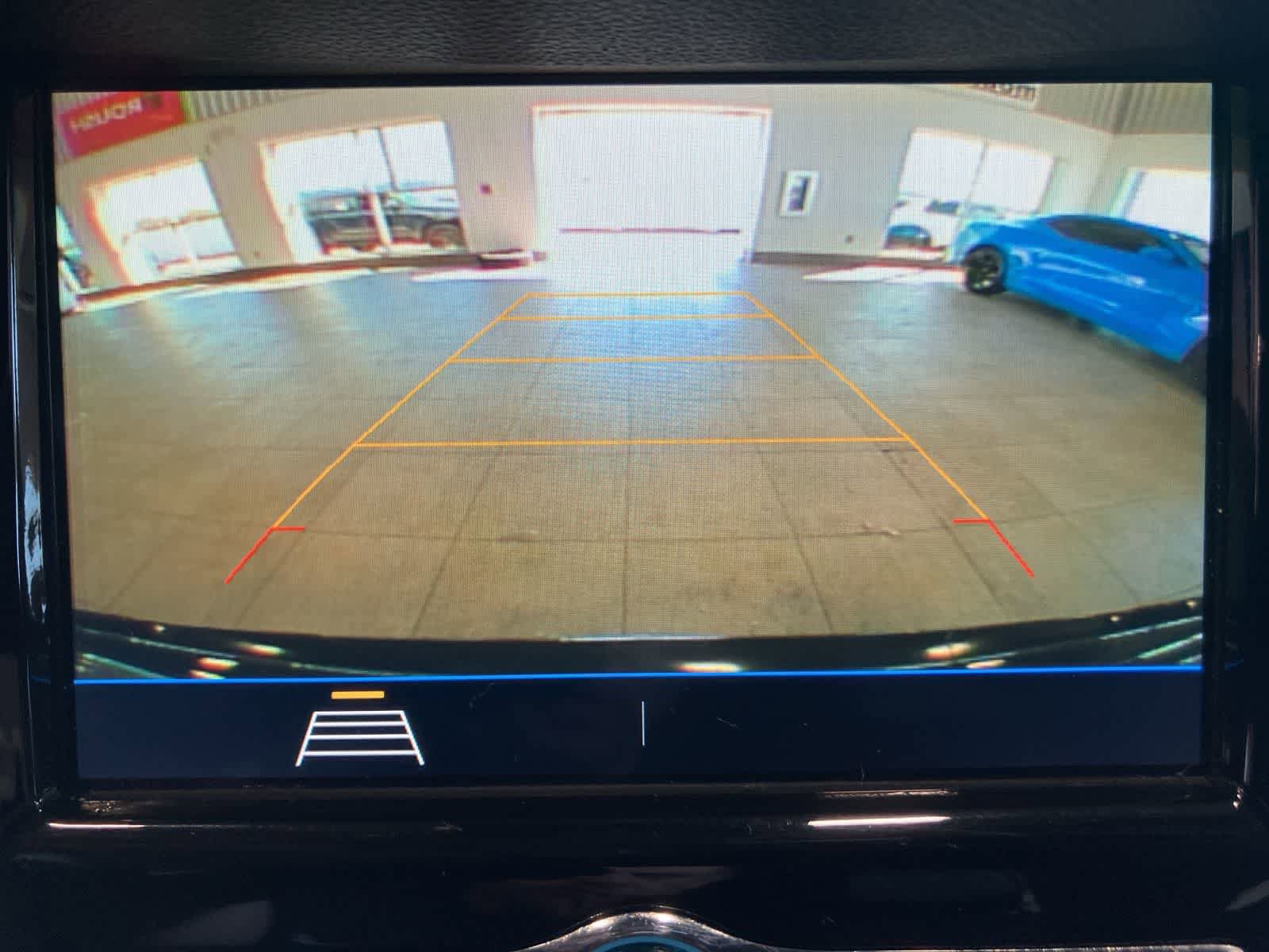 Used 2019 Chevrolet Trax LT w/ LT Convenience Package AWD/4WD image 19