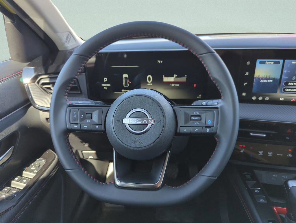 New 2026 Nissan Kicks SR w/ Cold Weather Package image 17