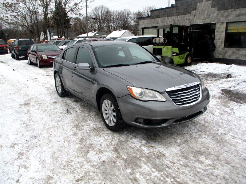 Used 2012 Chrysler 200 Touring image 1