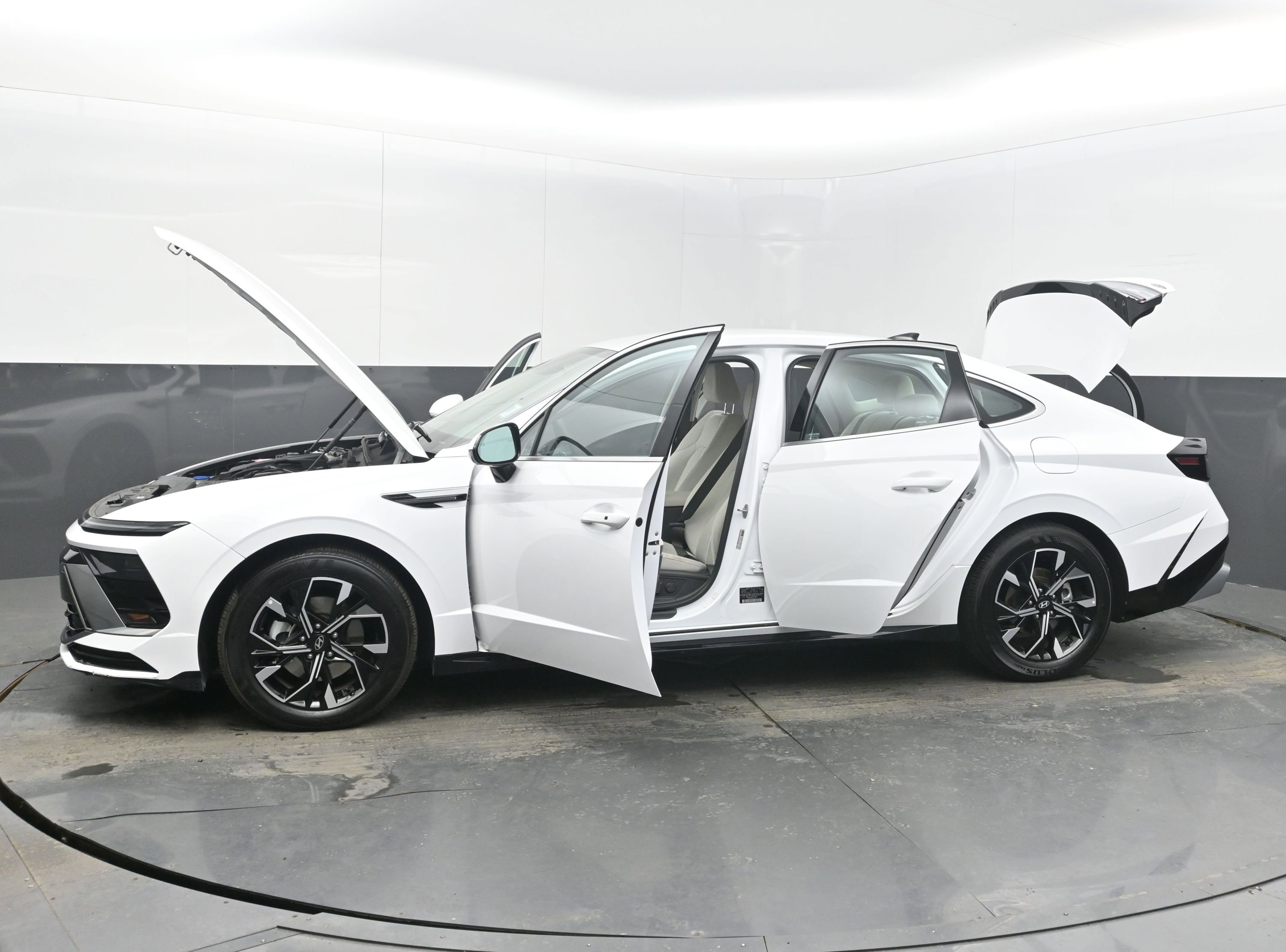 Used 2025 Hyundai Sonata SEL image 39