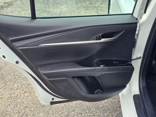 Used 2025 Toyota Camry LE image 11