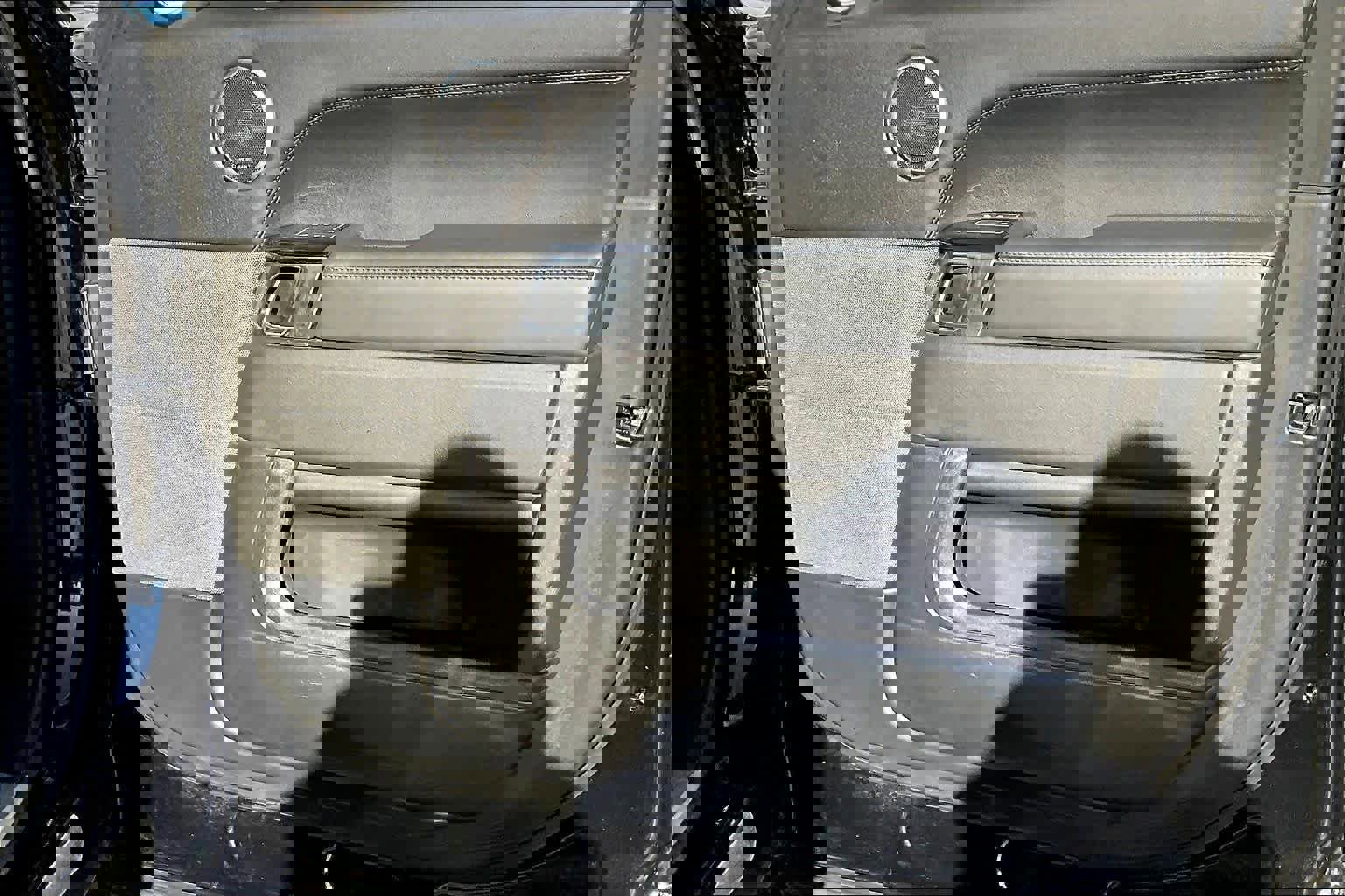 Used 2019 Land Rover Range Rover Sport HSE image 22