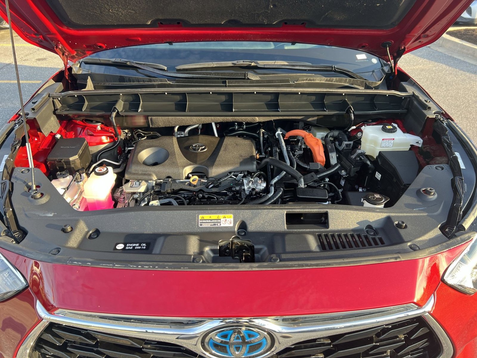 Used 2024 Toyota Highlander Platinum image 28