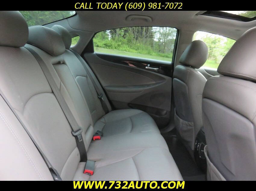 Used 2011 Hyundai Sonata Limited w/ Navigation Pkg 5 FWD image 20