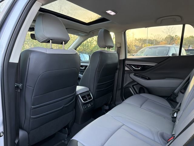Used 2025 Subaru Outback Limited image 13