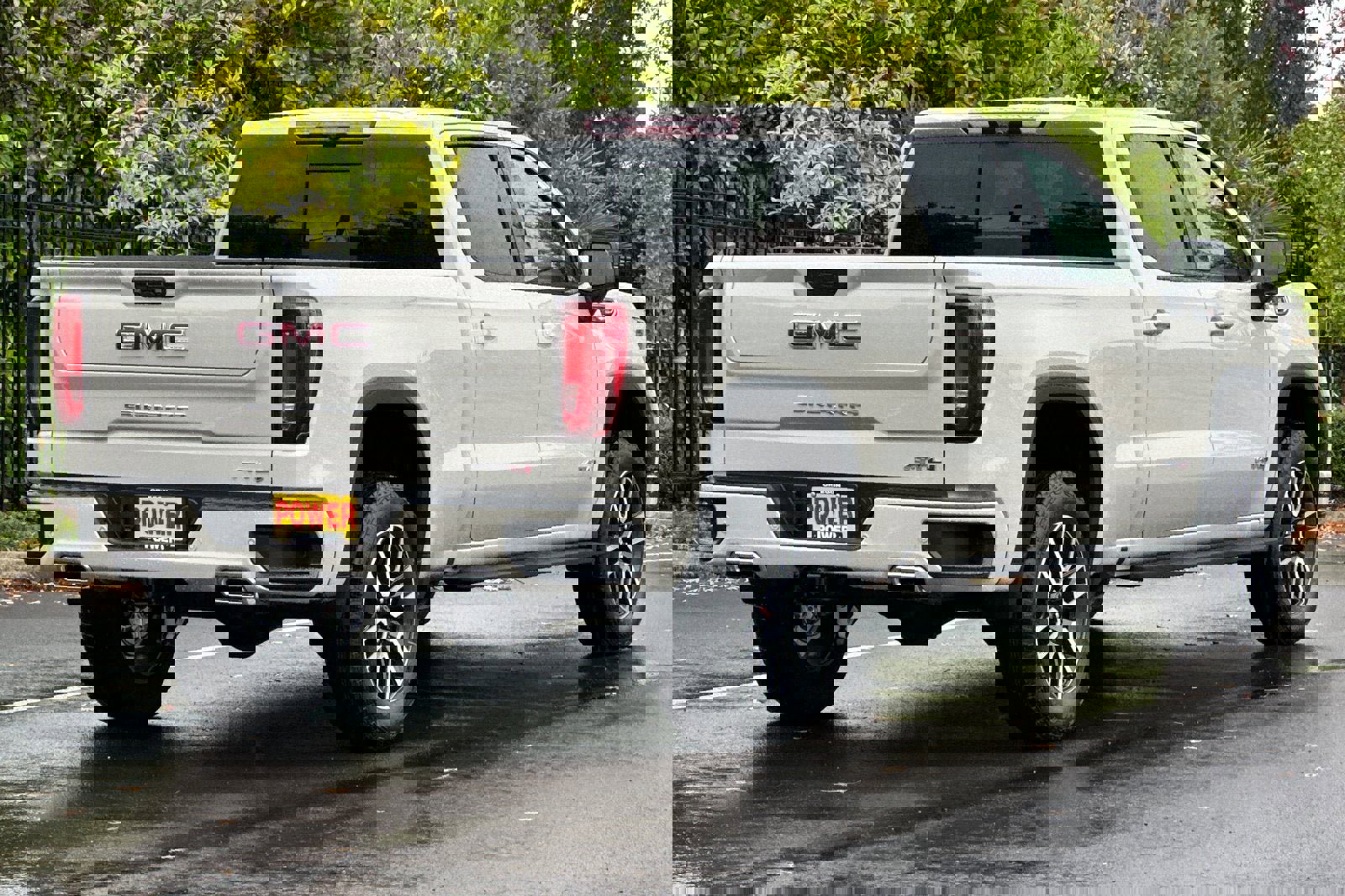 New 2026 GMC Sierra 1500 AT4 w/ AT4 Premium Package image 5