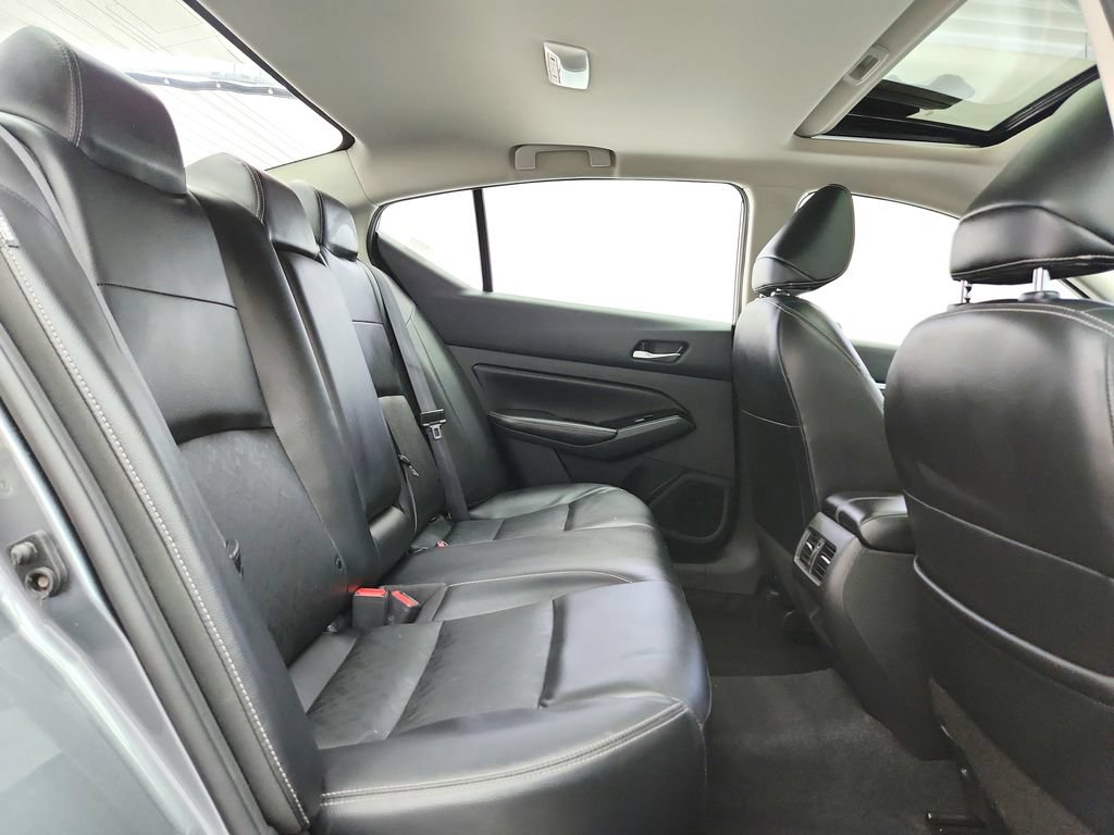 Used 2023 Nissan Altima 2.5 SL FWD image 30