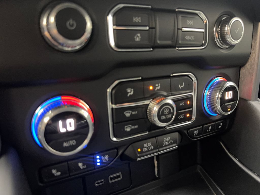 Used 2024 GMC Yukon SLT RWD image 74