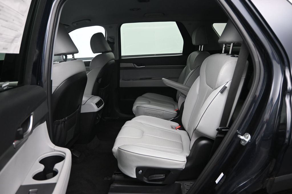 Used 2024 Hyundai Palisade SEL FWD image 26