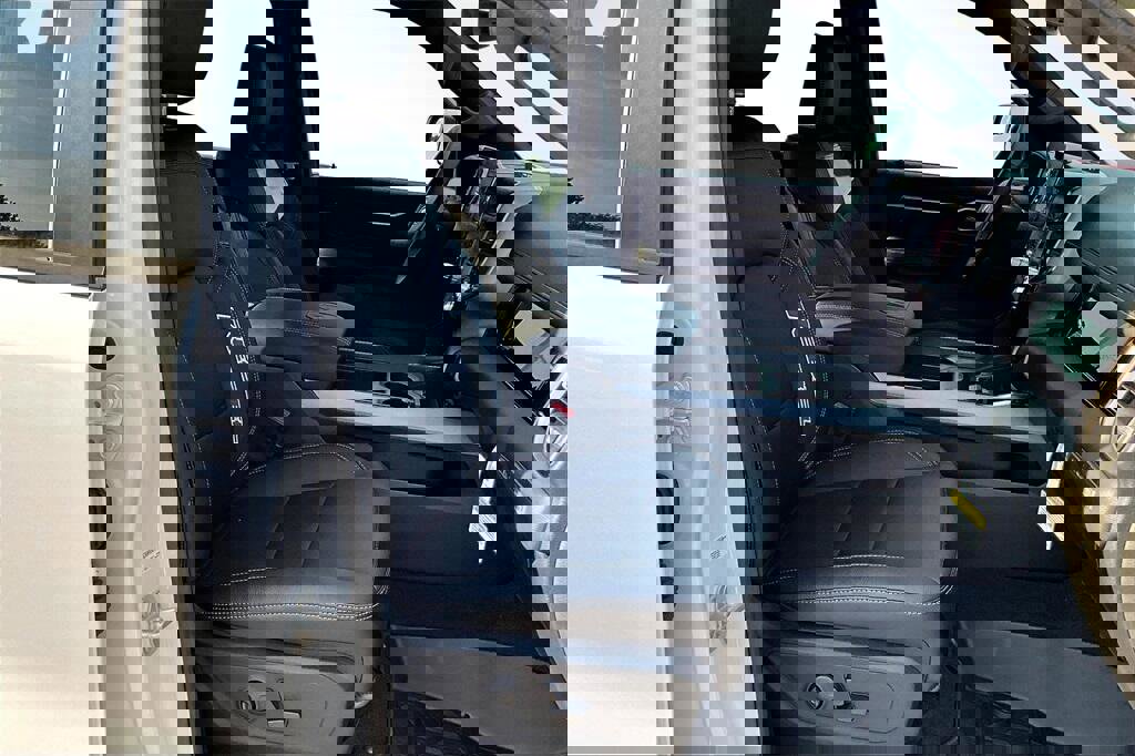 New 2026 RAM 1500 Rebel w/ Rebel Level 2 Equipment Group image 8