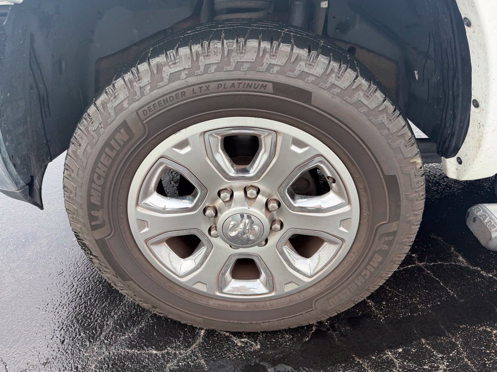 Used 2015 RAM 2500 Laramie AWD/4WD image 12