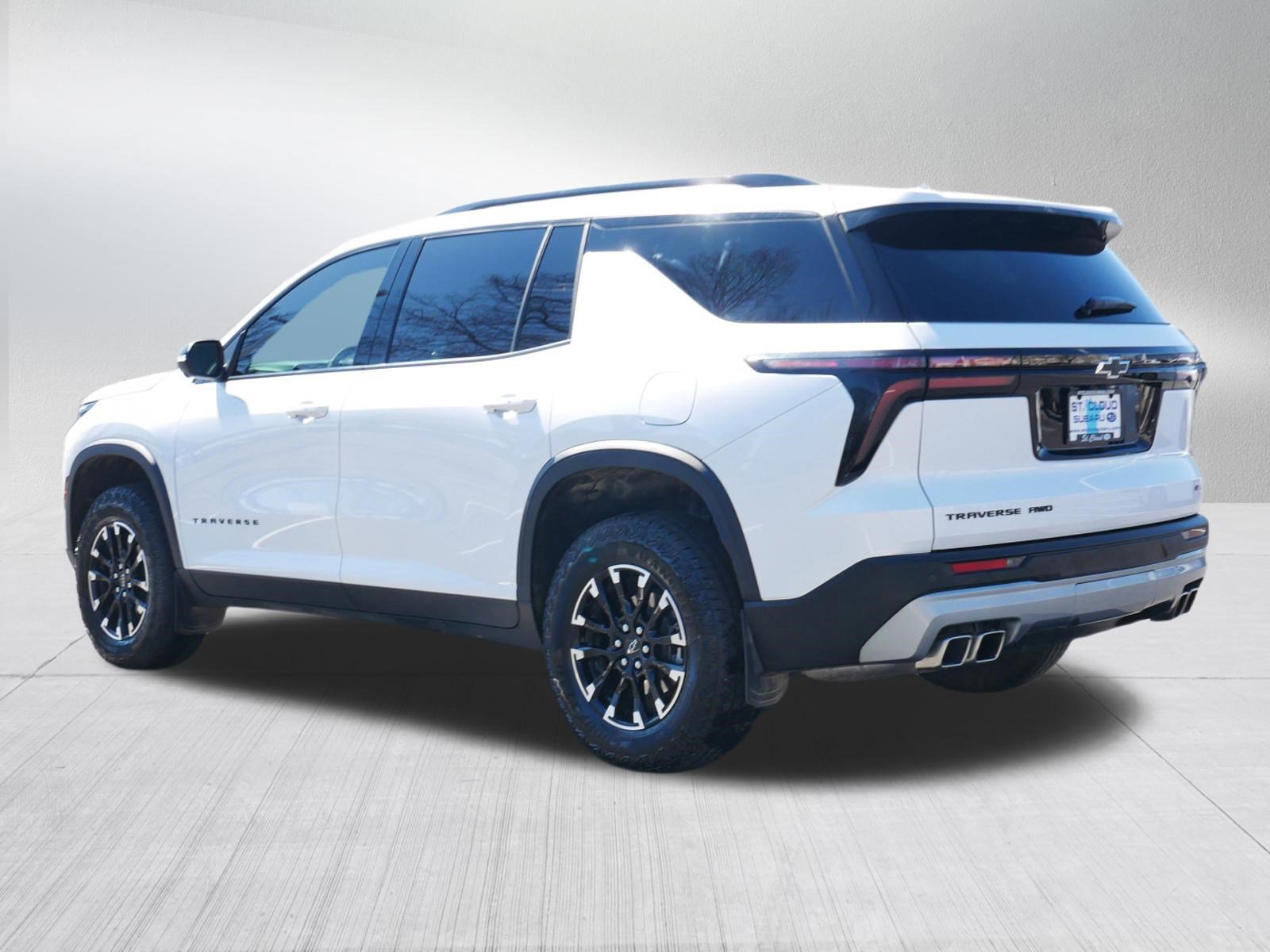 Used 2025 Chevrolet Traverse Z71 w/ Driver Confidence Package image 5