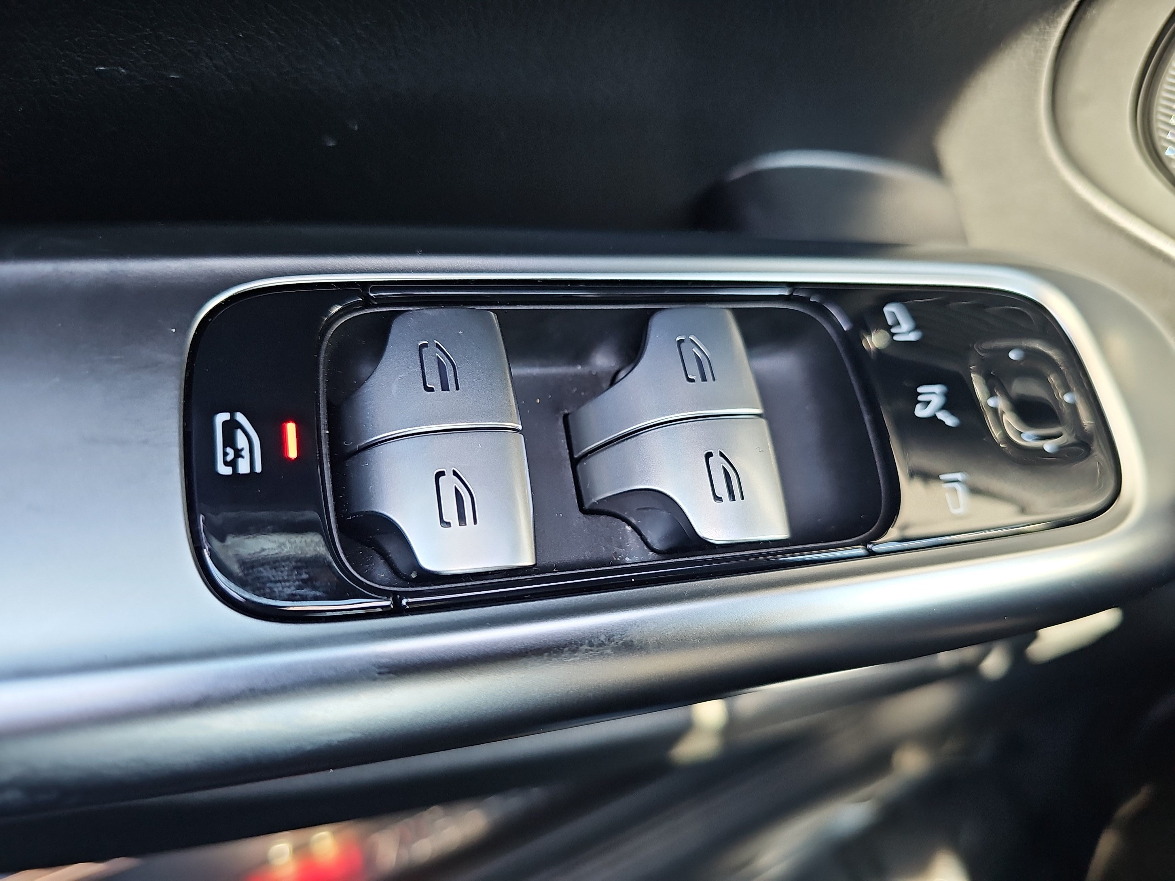 Used 2026 Mercedes-Benz C 300 Sedan image 30