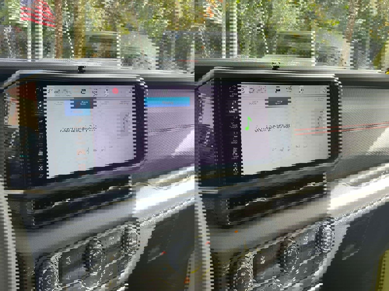 Used 2024 Jeep Wrangler Unlimited Rubicon image 27