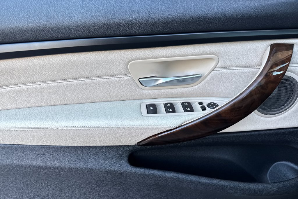 Used 2015 BMW 428i Convertible RWD image 16