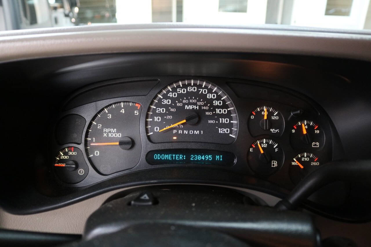 Used 2006 GMC Sierra 2500 SLT w/ Heavy-Duty Power Package image 67